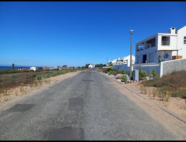 LAND FOR SALE IN BRITANNICA HEIGHTS